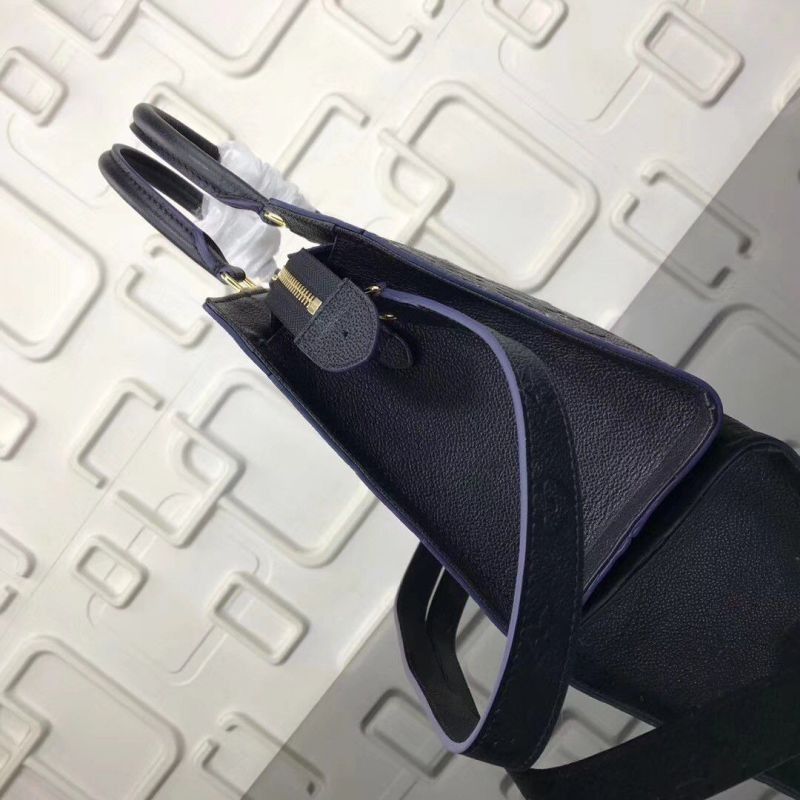 Zipped Handbag PM Monogram Empreinte M54196