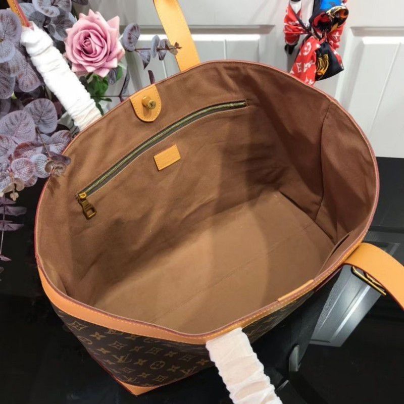 Cabas Voyage Monogram Canvas M44878