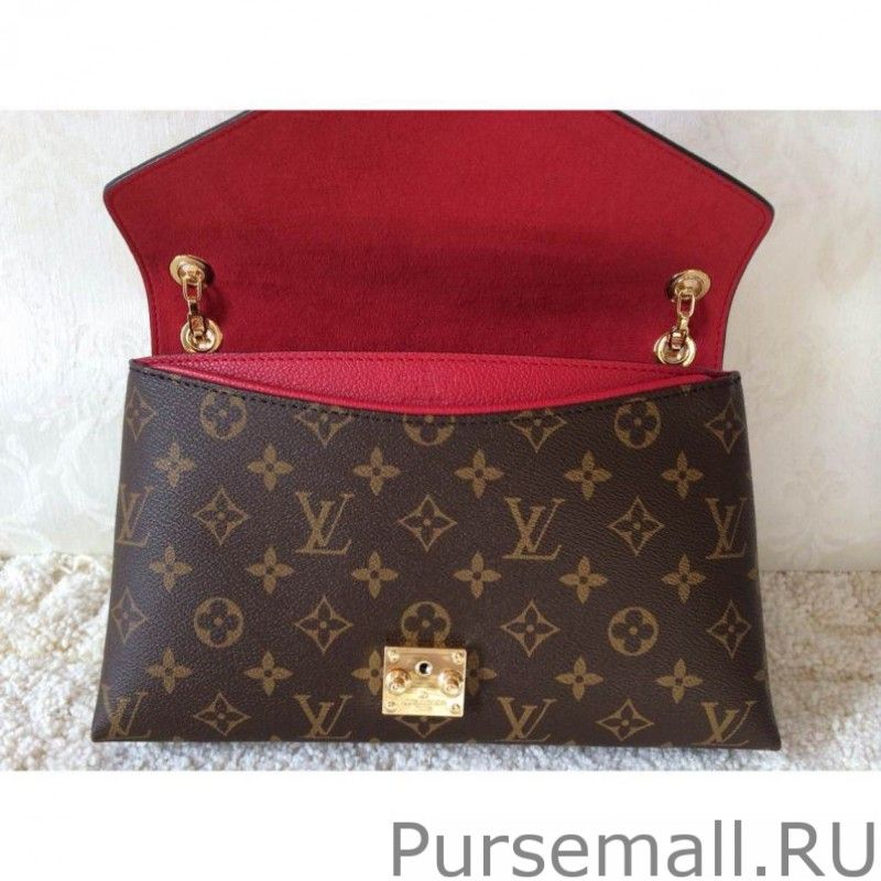 Monogram Canvas Pallas Chain M41201