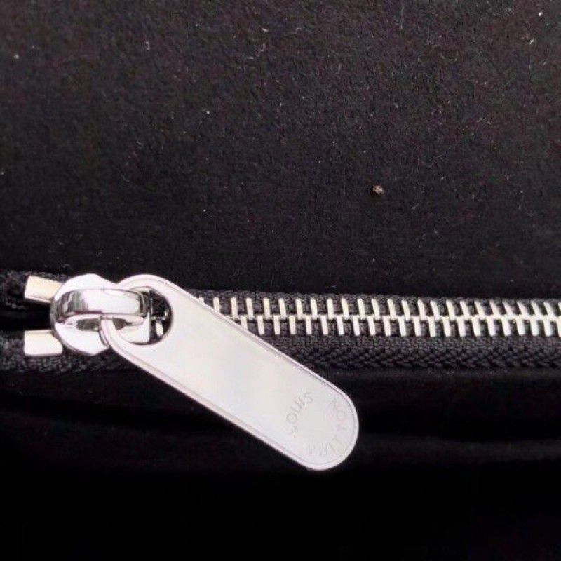 Lockme Go Tote Bag M55028