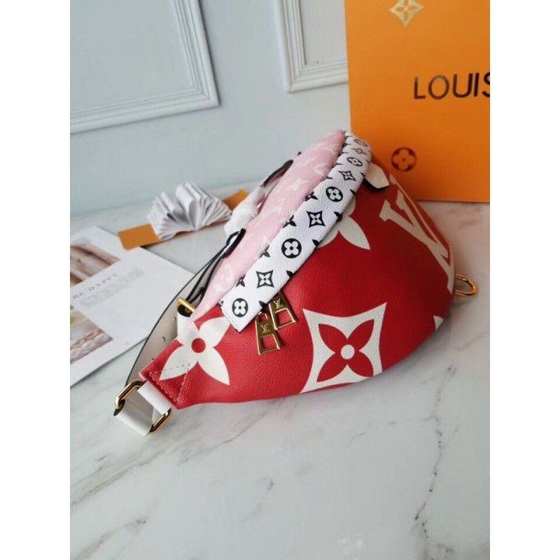 Bumbag Giant Monogram Canvas M44575