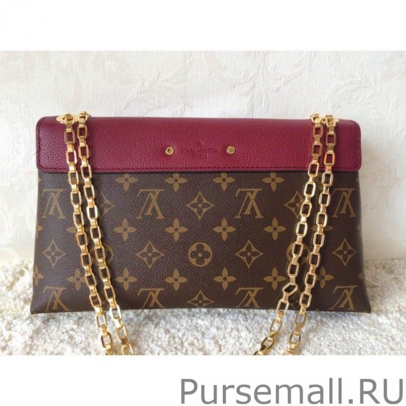 Monogram Canvas Pallas Chain M41200