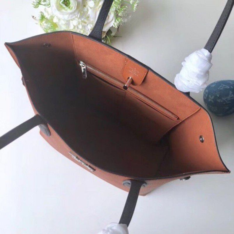 Lockme Go Tote Bag M52617