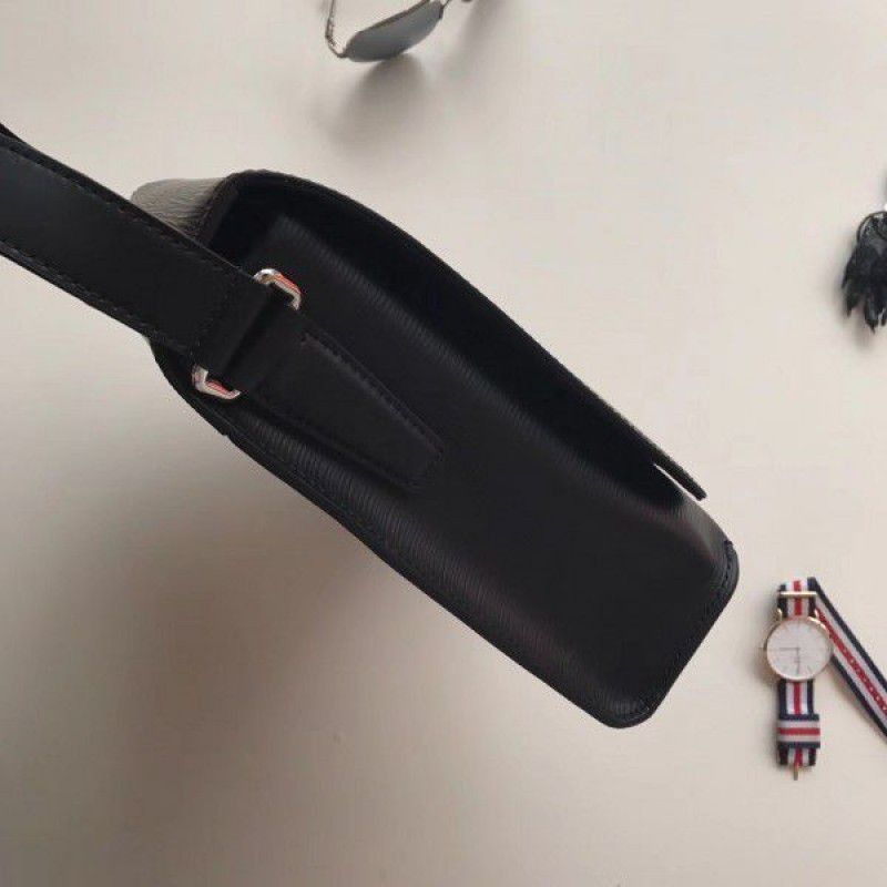 Harington Messenger PM Epi Leather M53404