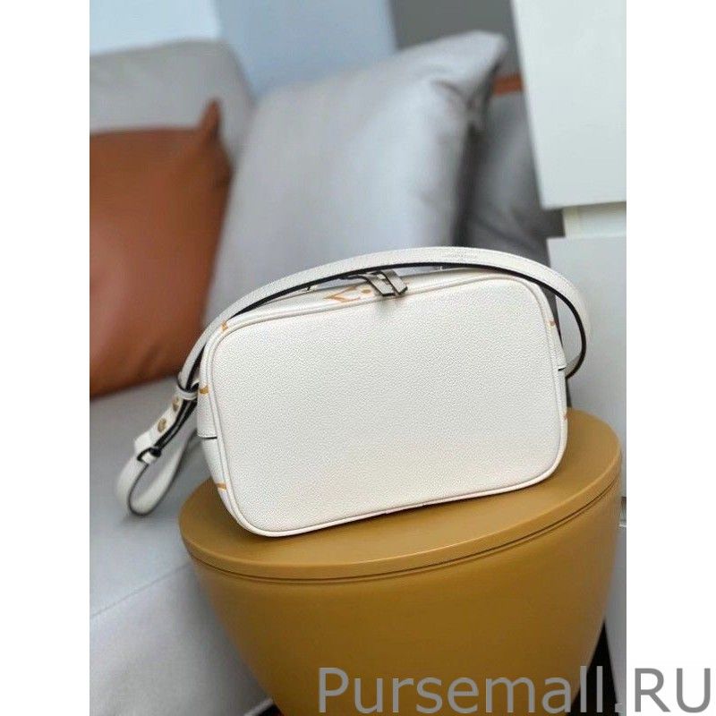 Neonoe BB Bag By The Pool M45716