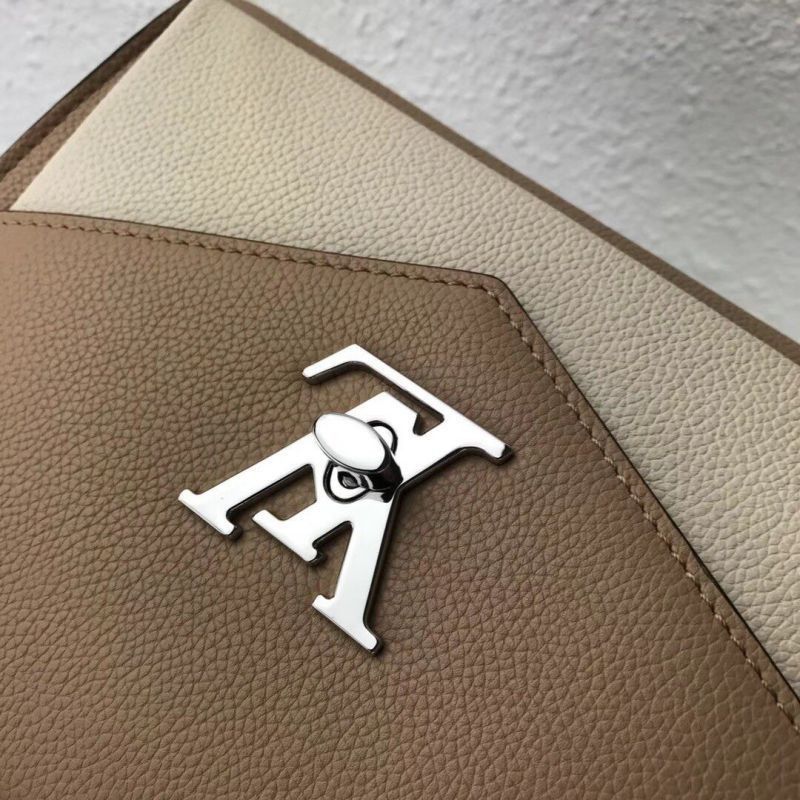 Bicolor Mylockme BB Bag M51424