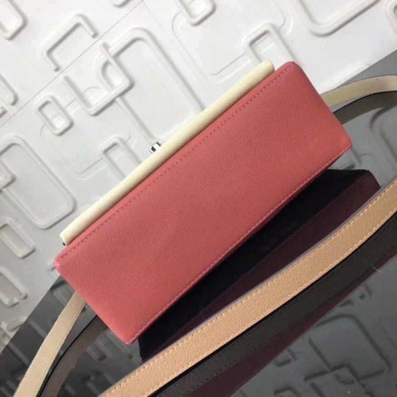 Sesame Creme My Lockme Bag M53506