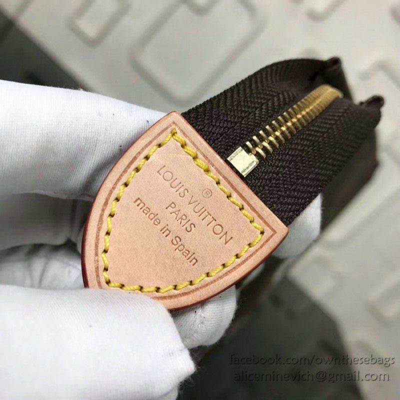 Dog Print Pochette Voyage MM M61692