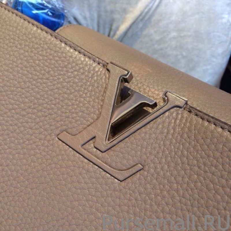 Taupe Capucines MM M94410