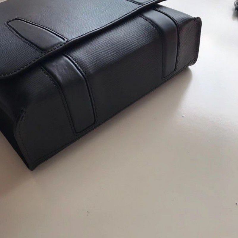 Harington Messenger PM Epi Leather M53404