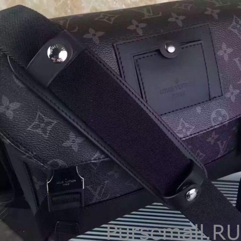 Messenger PM Voyager Monogram Eclipse M40511