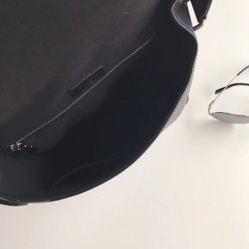 Harington Messenger PM Epi Leather M53404