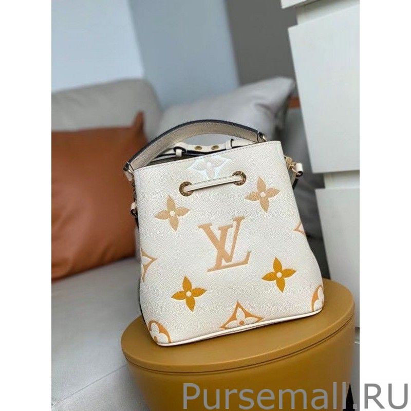 Neonoe BB Bag By The Pool M45716