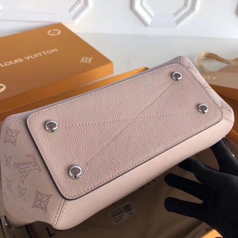 Magnolia Haumea Bag Mahina Leather M55030