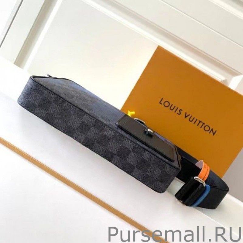 Alpha Messenger Damier Graphite Giant N40408