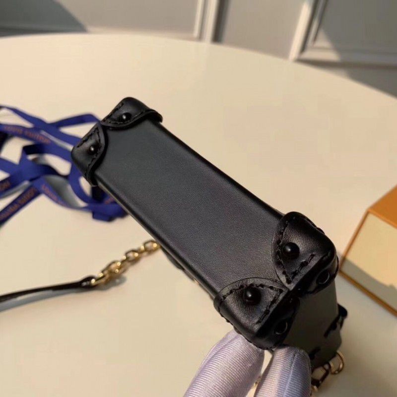 Pochette Trunk Verticale Monogram Canvas M63913