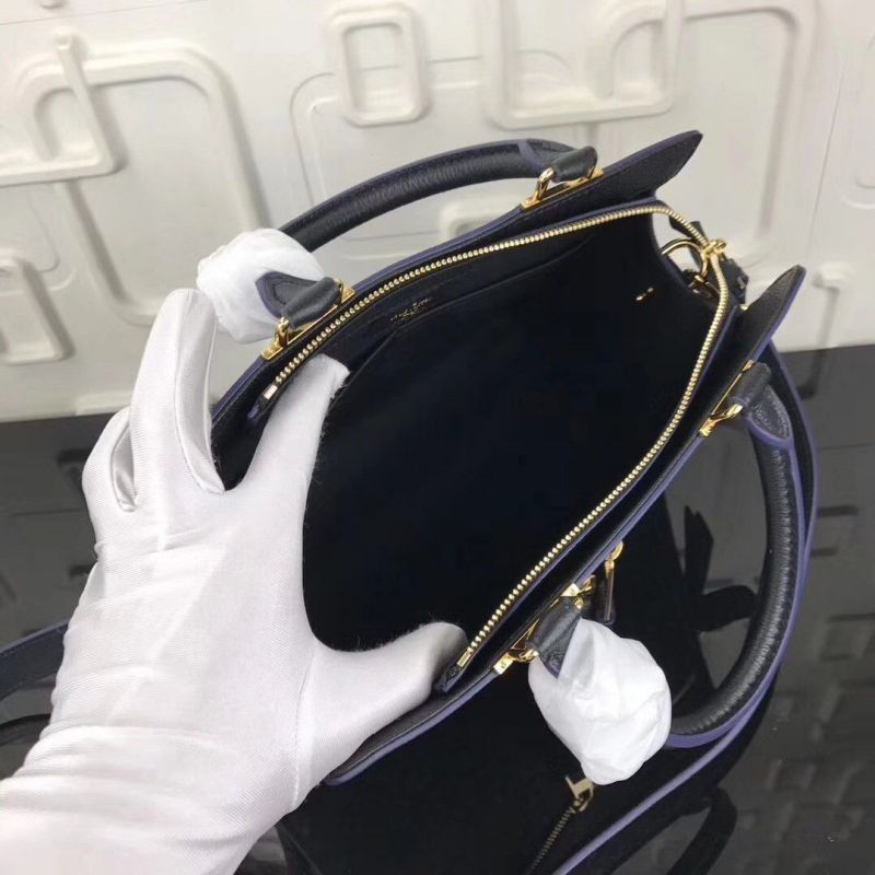 Zipped Handbag PM Monogram Empreinte M54196