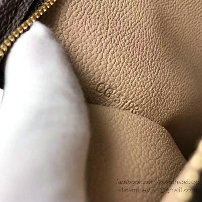 Dog Print Pochette Voyage MM M61692