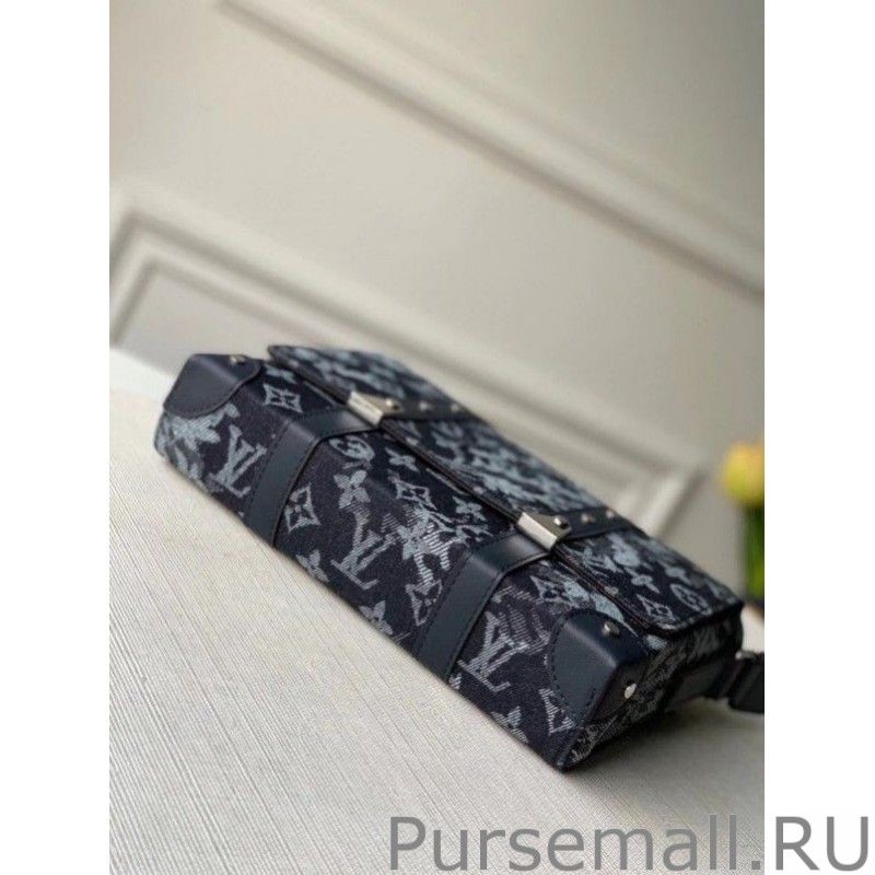 Trunk Messenger Bag Monogram Tapestry M57282