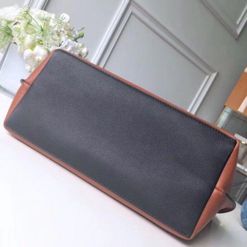 Lockme Go Tote Bag M52617