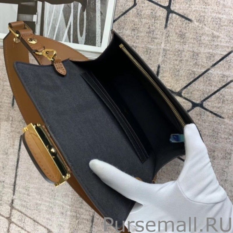 Dauphine Bumbag Monogram Reverse M44586