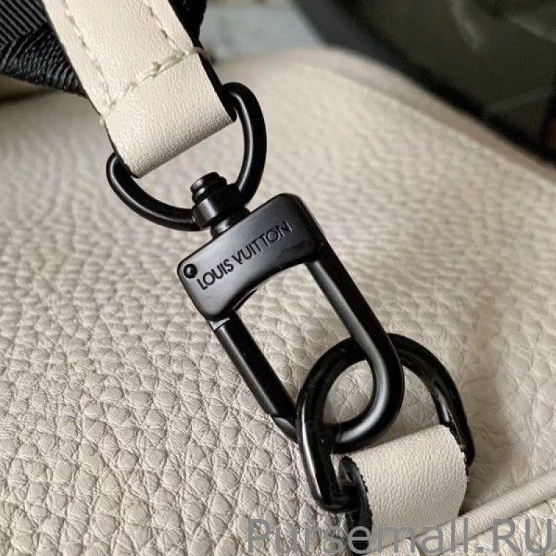 Christopher XS Bag In White Leather M58493