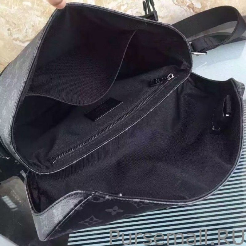 Messenger PM Voyager Monogram Eclipse M40511