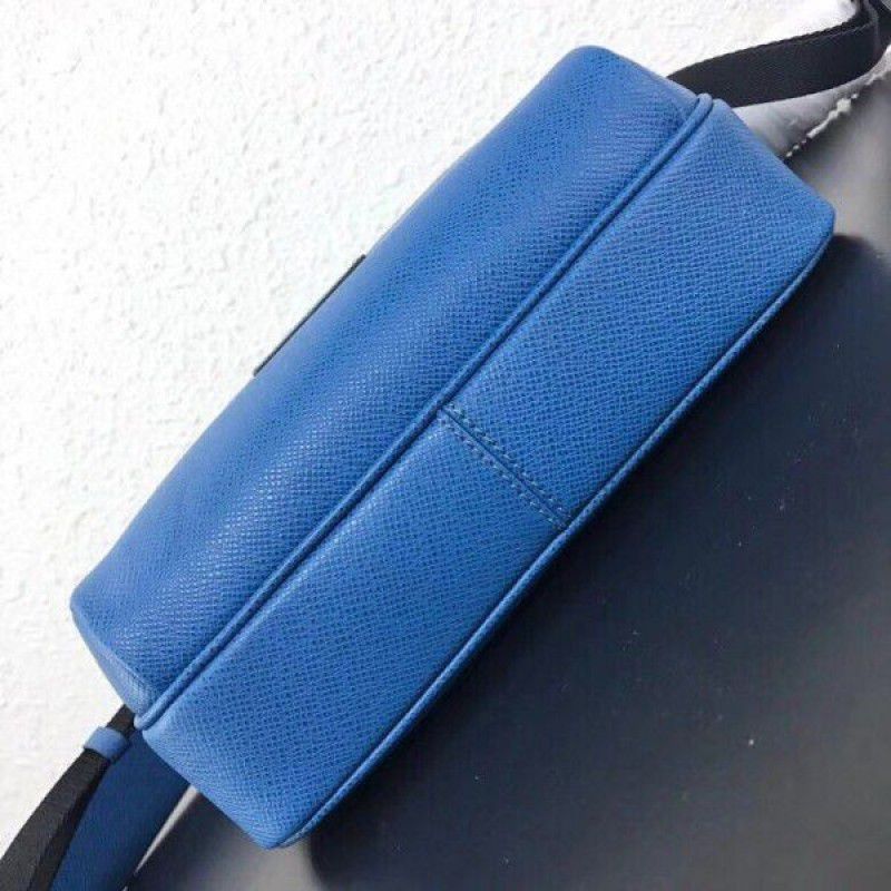 Outdoor Messenger PM Bag Taiga Leather M33437