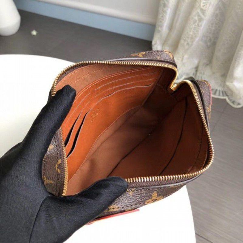 Soft Trunk Pouch Monogram Canvas M44779