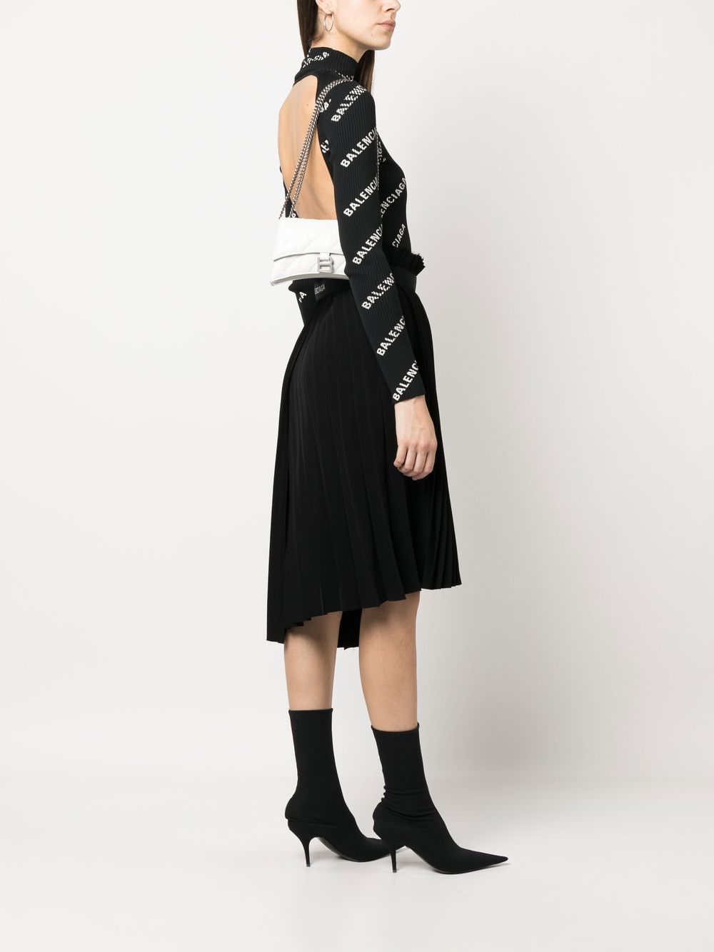 Ba*len*cia*ga crush quilted shoulder bag