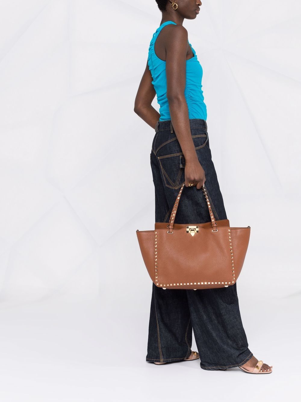 Valentino Garavani medium Rockstud shoulder bag