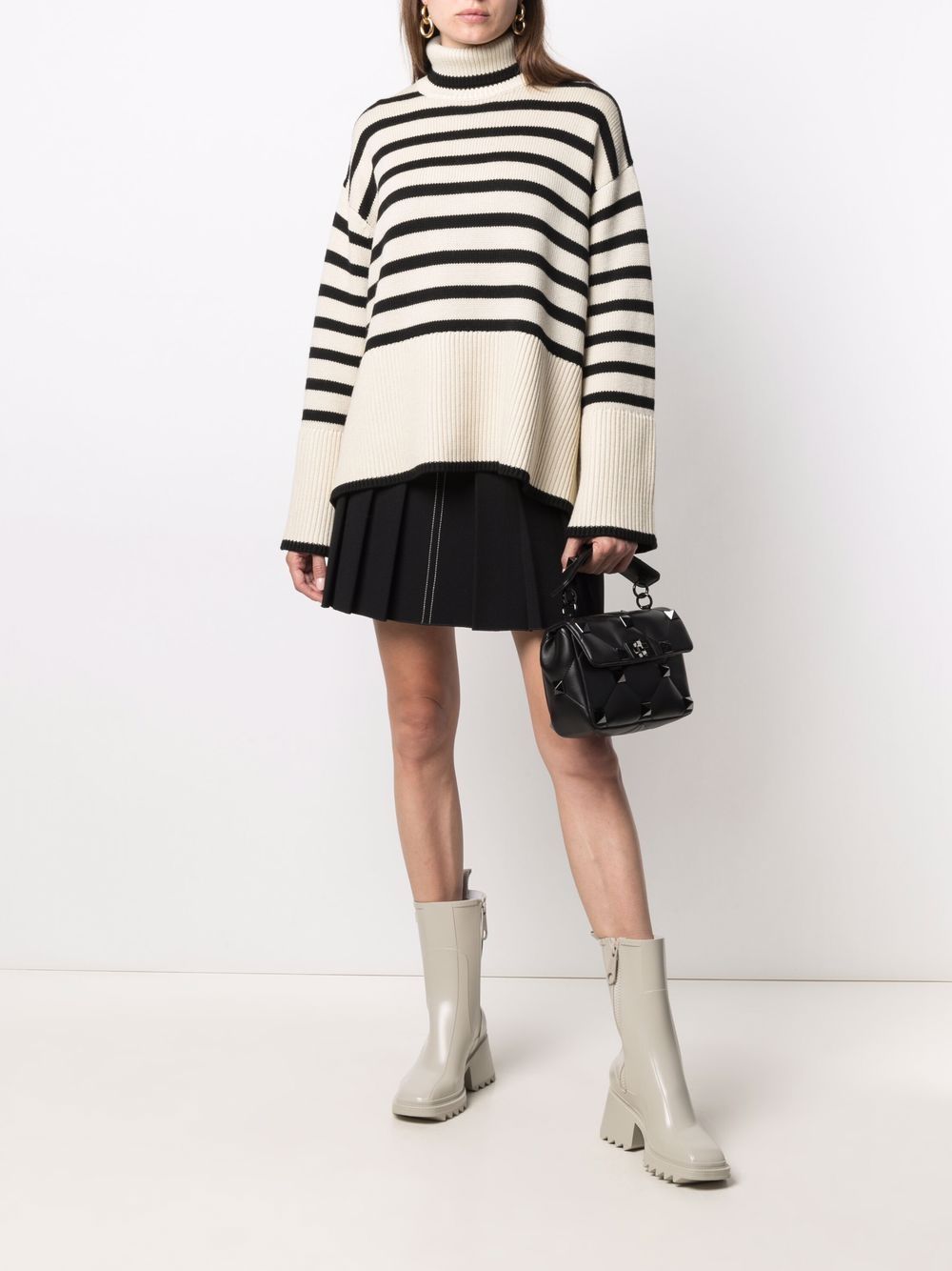 Valentino Garavani medium Roman Stud shoulder bag