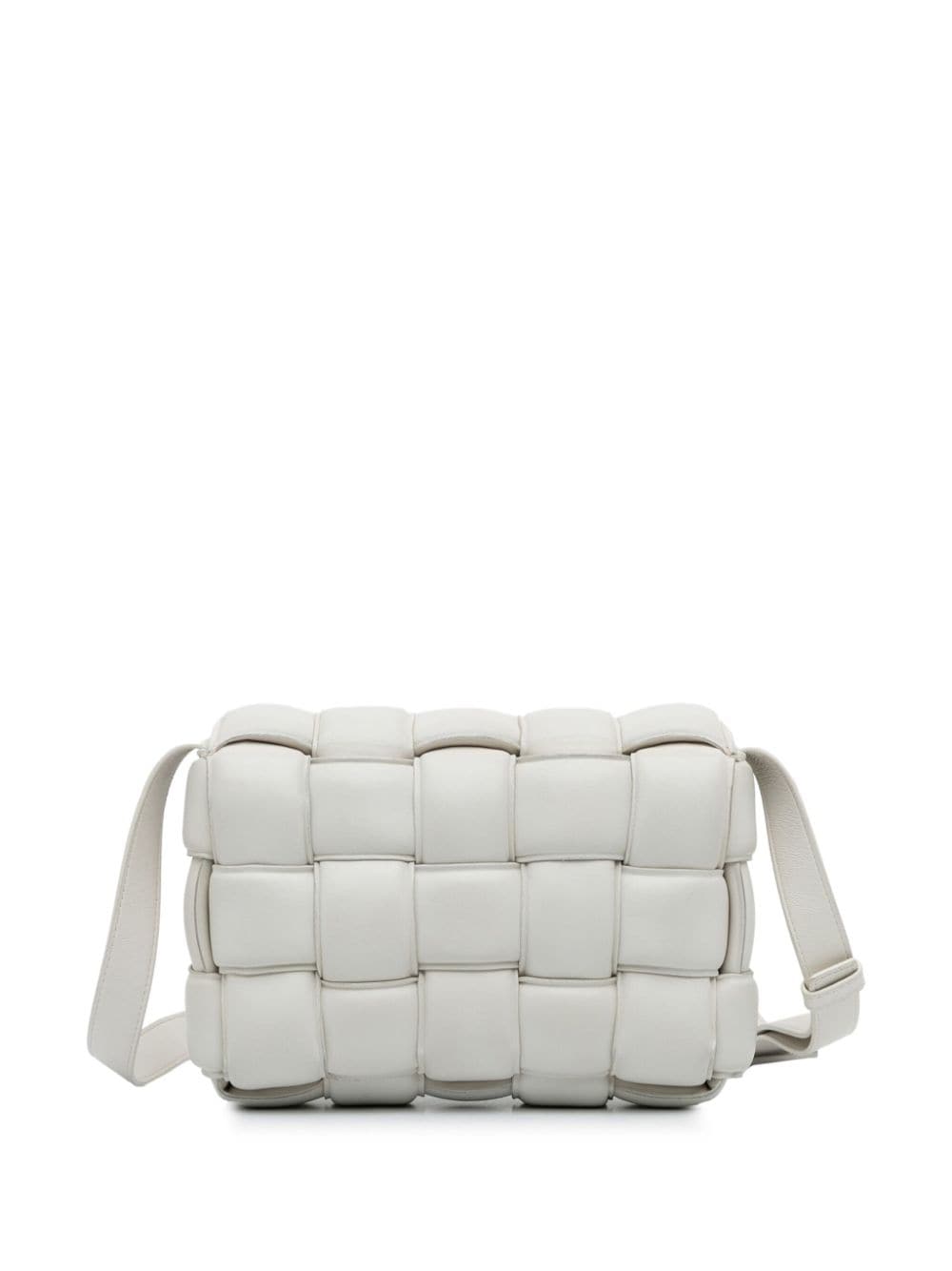 Bo*te*ga ve*ne*ta 2019 padded cassette shoulder bag