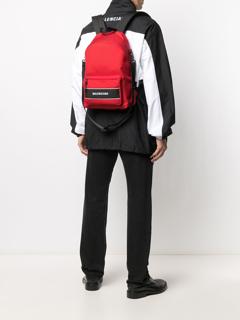 Ba*len*cia*ga sport crossbody bag