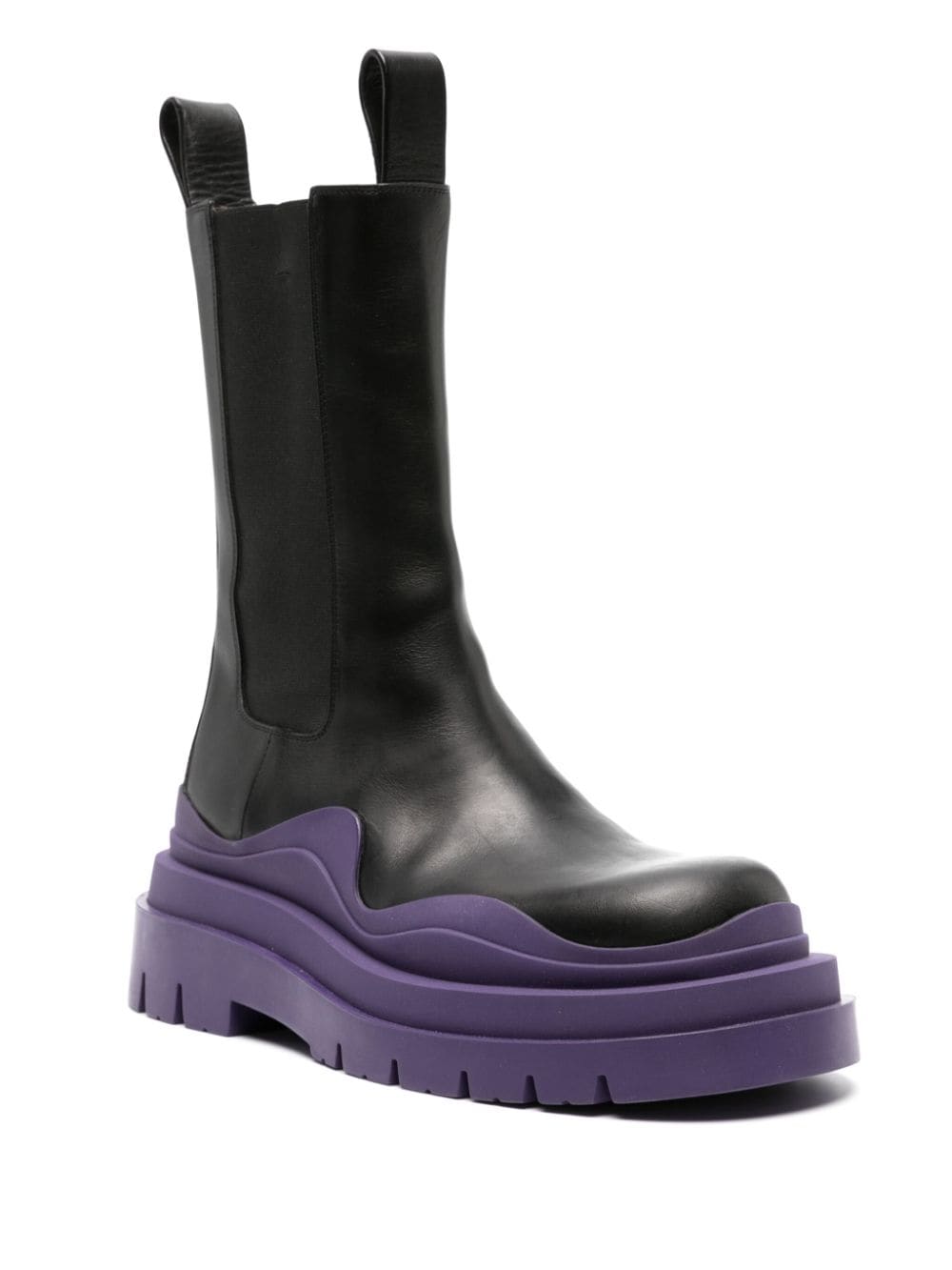 Bo*te*ga ve*ne*ta tire leather chelsea boots