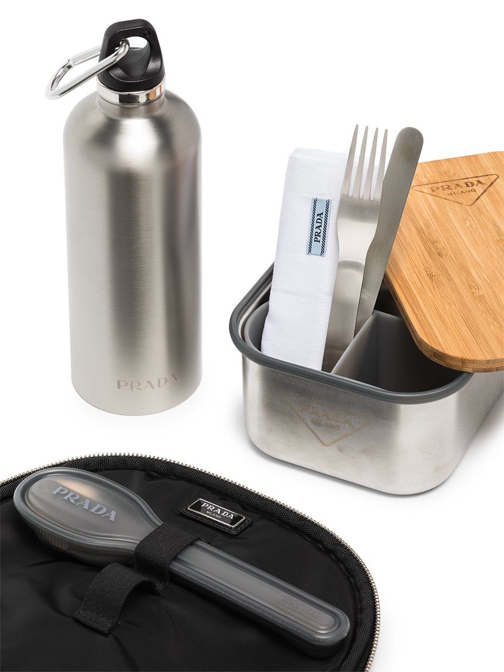 Pra*a picnic backpack with utensils