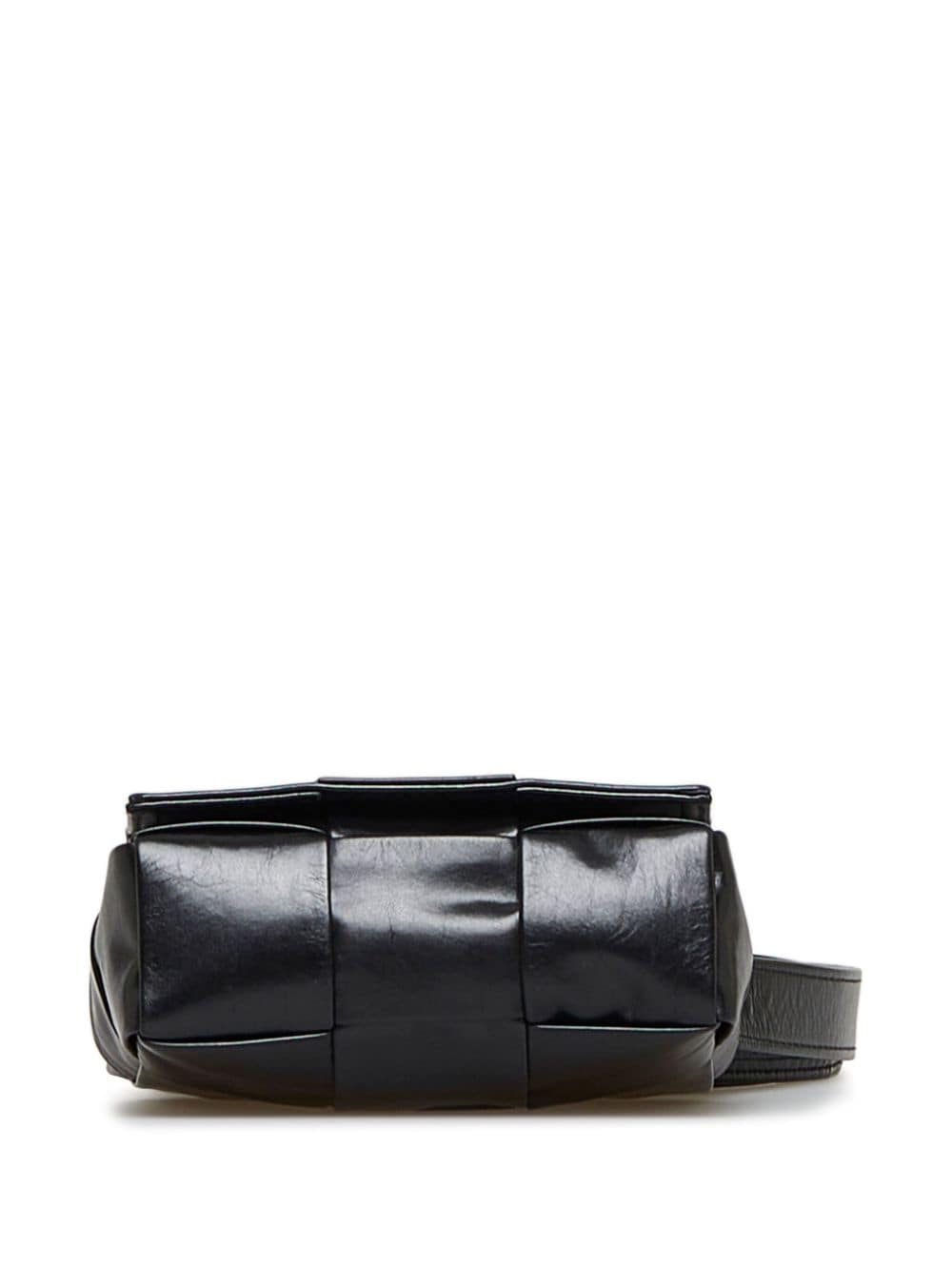 Bo*te*ga ve*ne*ta maxi intrecciato cassette shoulder bag