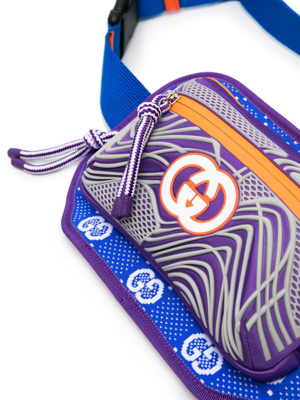 G*u*i gg-logo print zipped belt bag