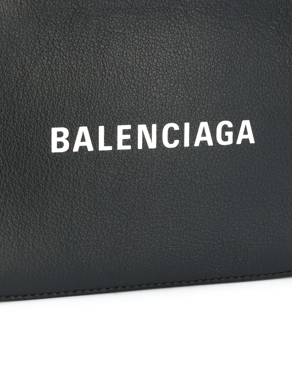 Ba*len*cia*ga everyday xs camera bag