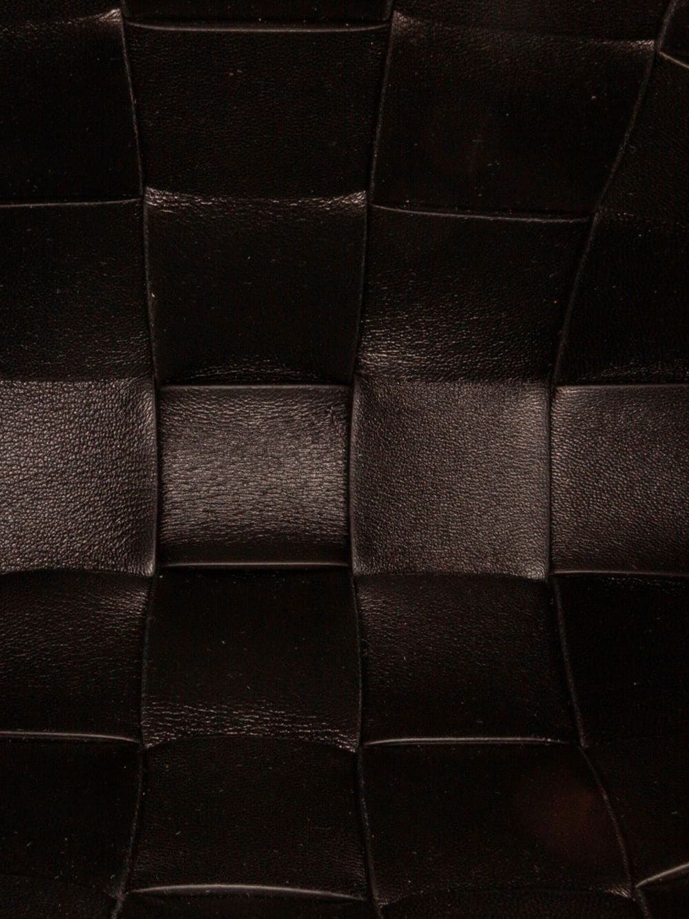 Bo*te*ga ve*ne*ta intrecciato snap clutch bag