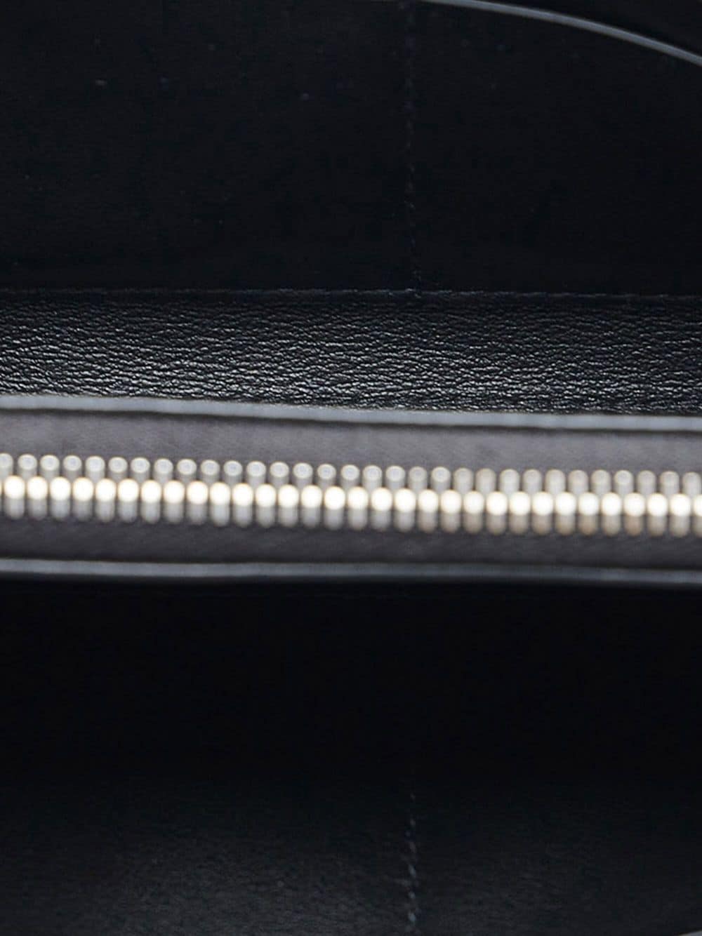 Bo*te*ga ve*ne*ta maxi intrecciato leather wallet