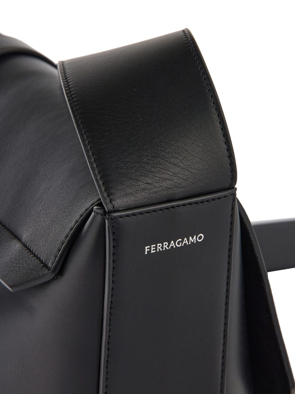 Ferragamo Gancini-buckle leather messenger bag