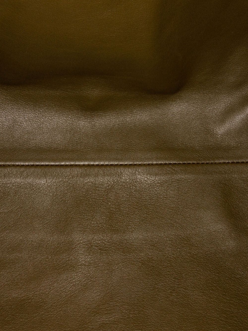 Bo*te*ga ve*ne*ta the pouch bag