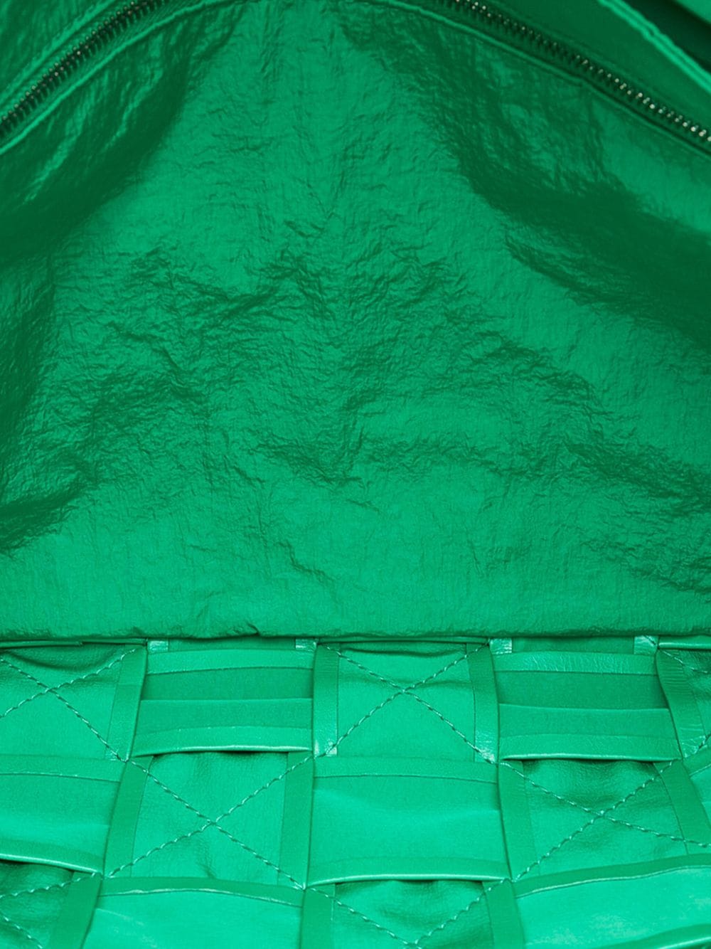 Bo*te*ga ve*ne*ta 2019-2023 maxi cassette crossbody bag