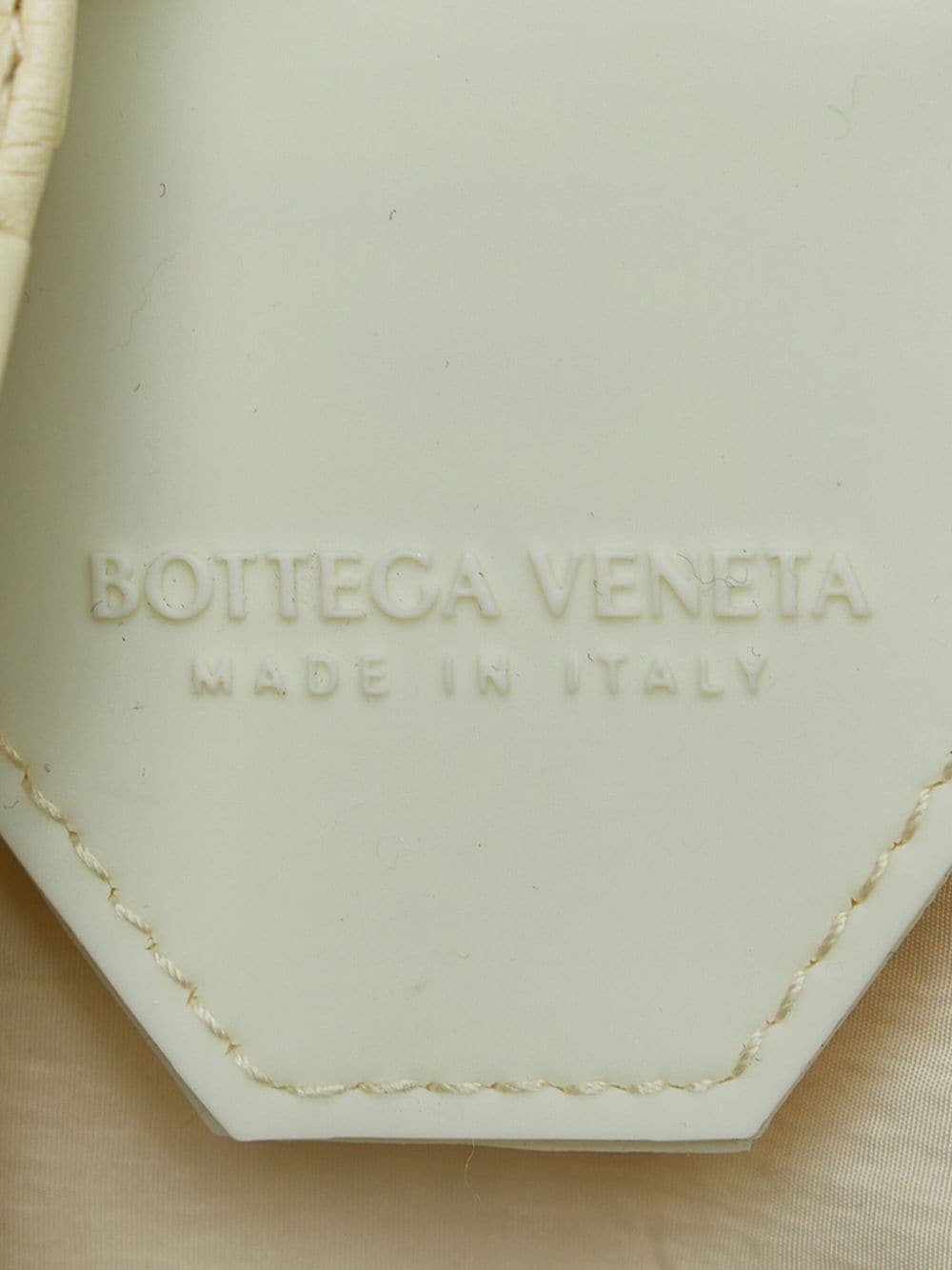 Bo*te*ga ve*ne*ta 2020 cassette maxi intrecciato shoulder bag