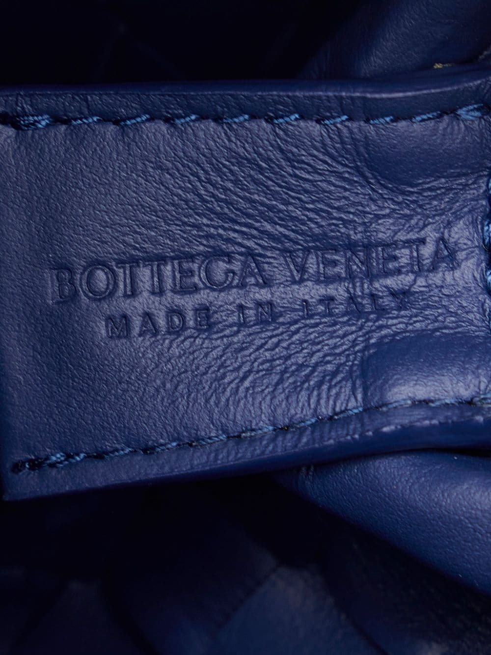 Bo*te*ga ve*ne*ta mini intrecciato loop shoulder bag