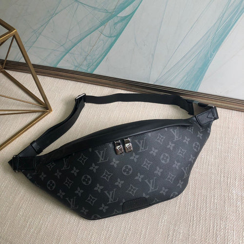 l**is V*t*n m44336 discovery bumbag