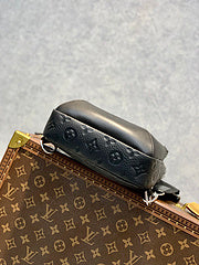 LV AVENUE SLINGBAG M59926